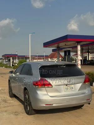 Toyota Venza 2012 Silver