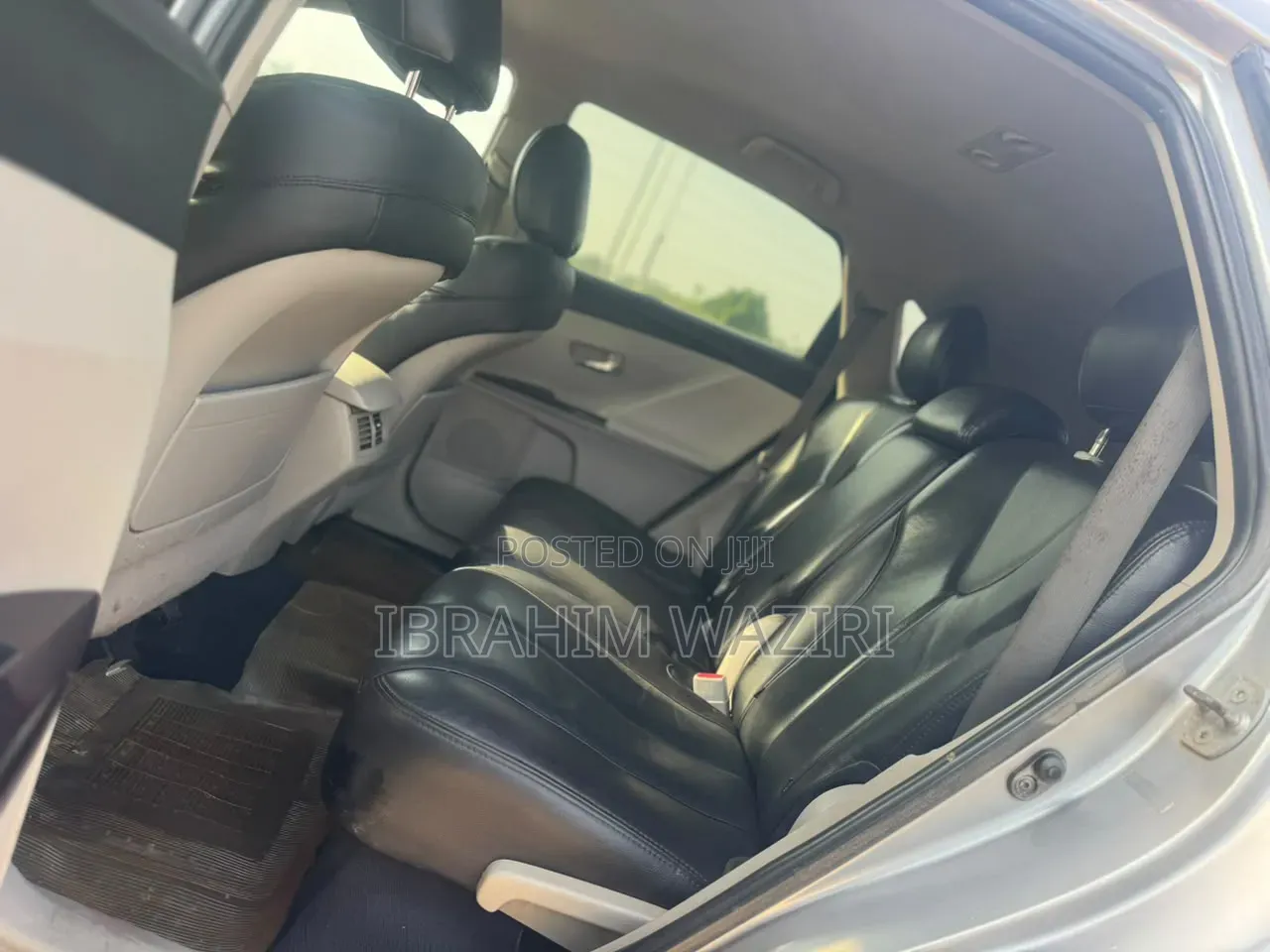 Toyota Venza 2012 Silver