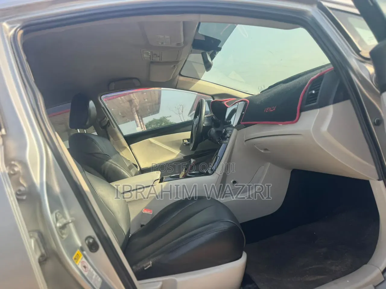 Toyota Venza 2012 Silver