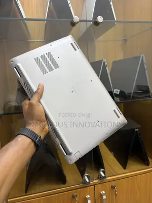 Laptop Dell Latitude 5520 8GB Intel Core i7 SSD 256GB
