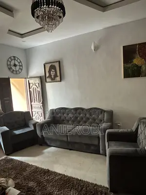 Cushion Chair