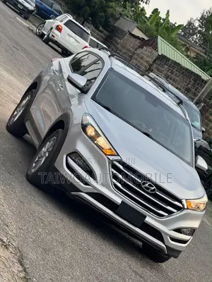 Hyundai Tucson 2016 Silver