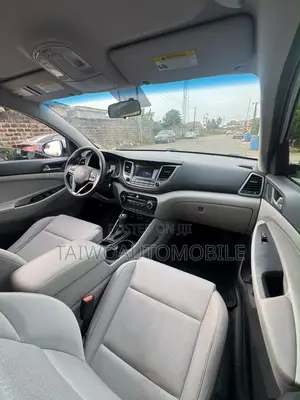Hyundai Tucson 2016 Silver