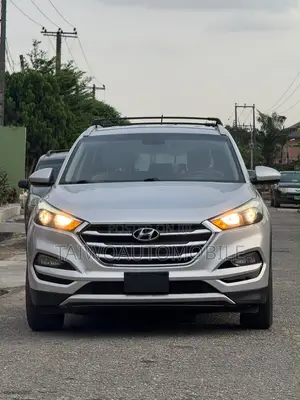 Hyundai Tucson 2016 Silver