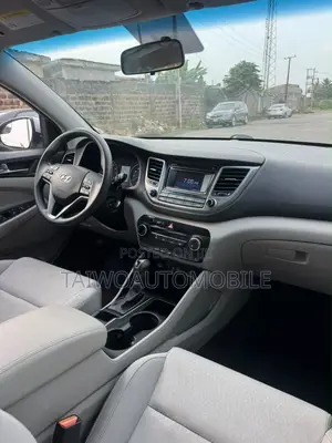 Hyundai Tucson 2016 Silver