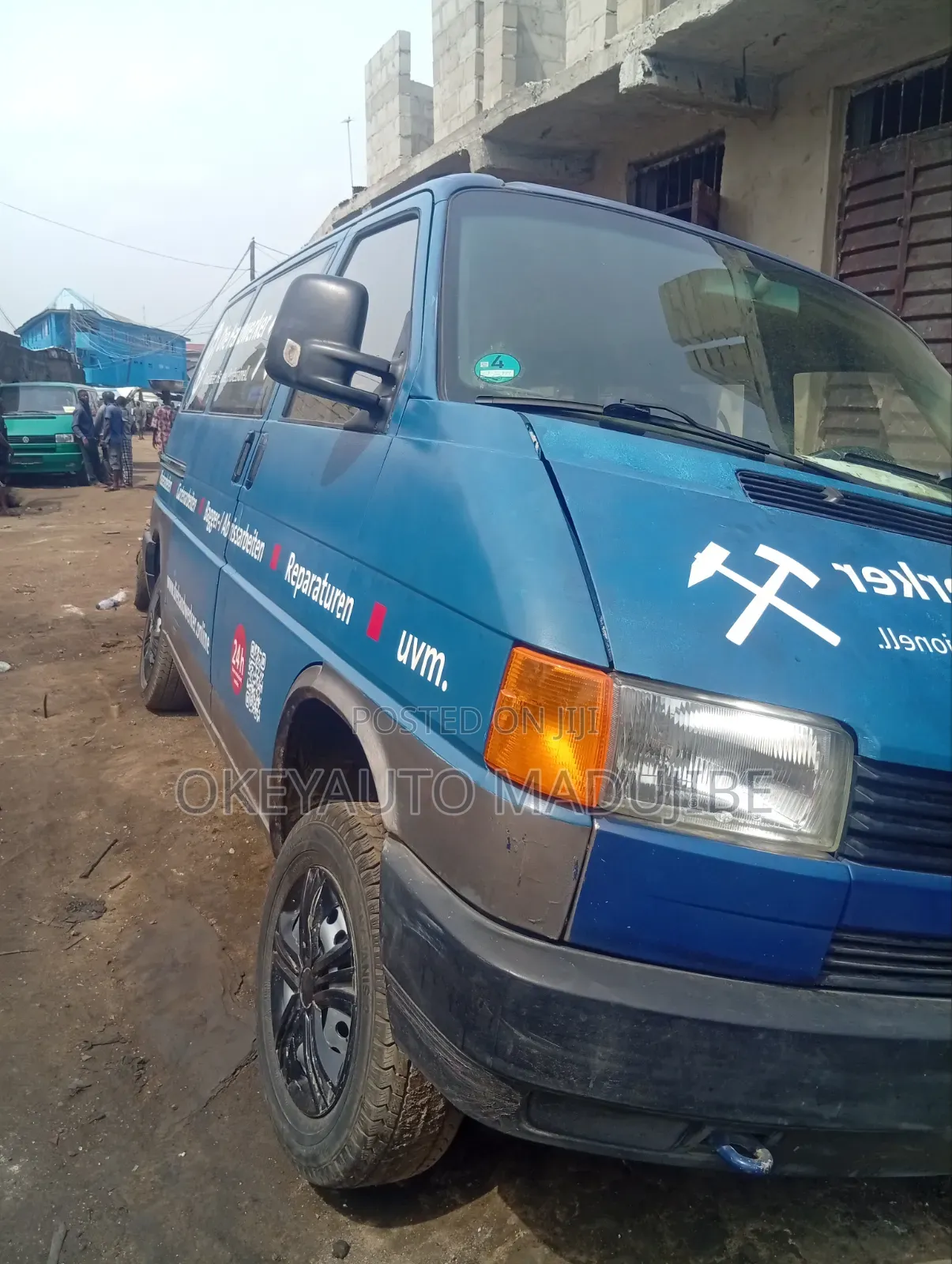Volkswagen Transporter 2005 Blue