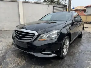 Mercedes-Benz E200 2014 Black