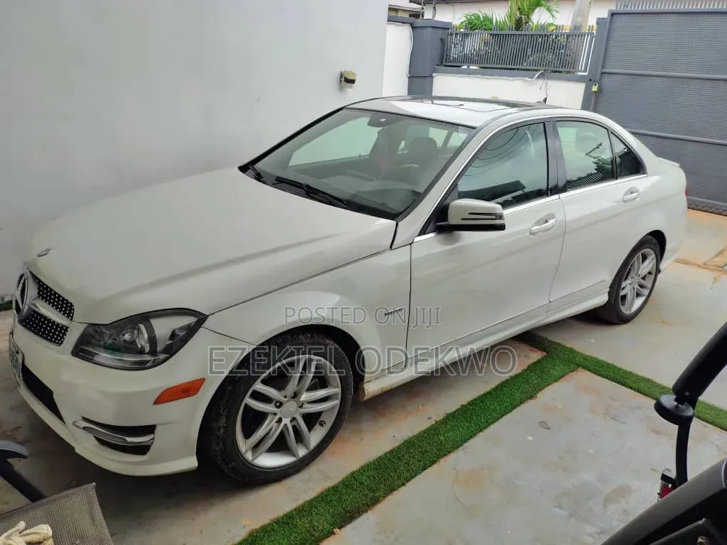 Mercedes-Benz C350 2012 White