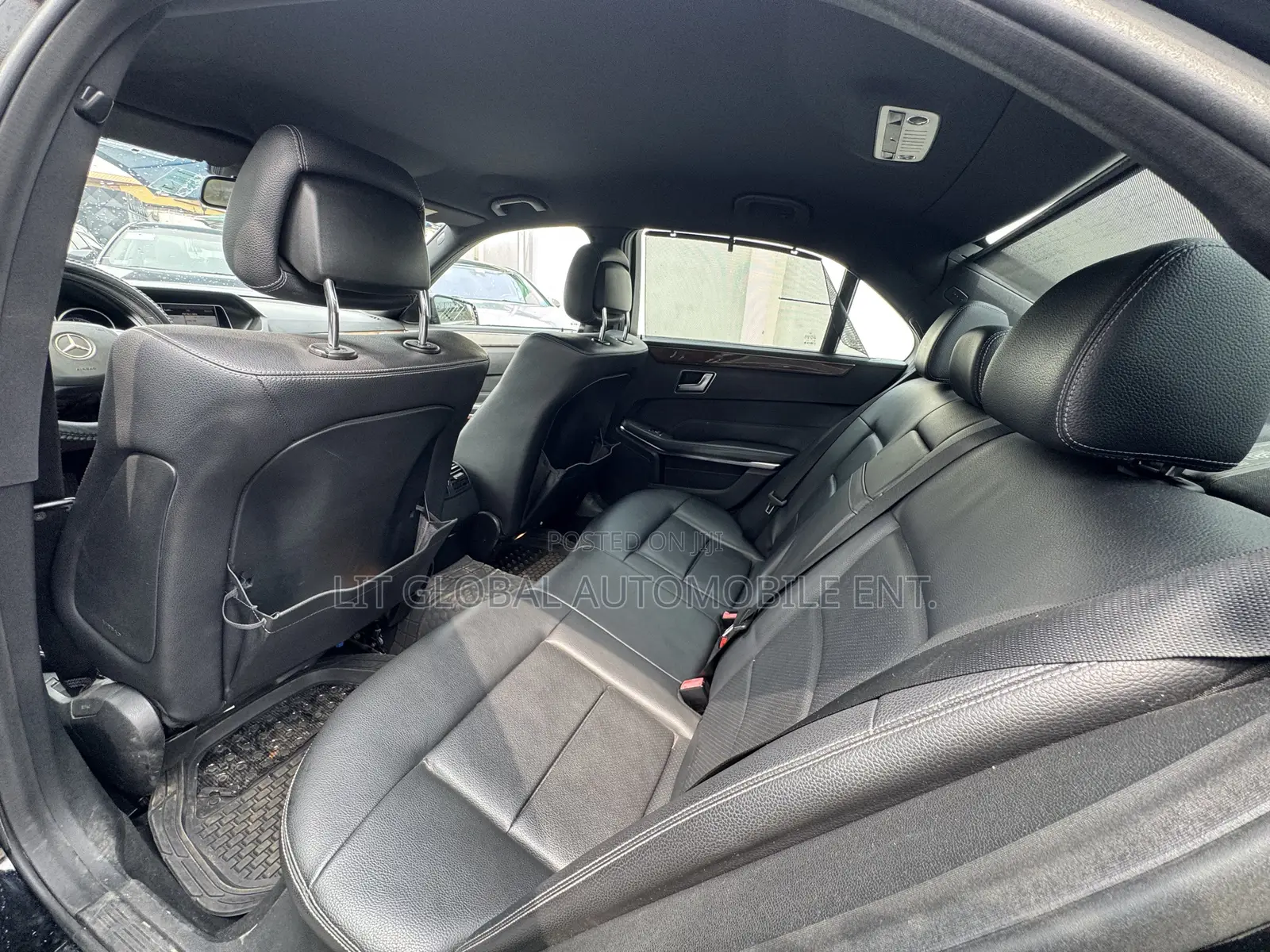 Mercedes-Benz E200 2014 Black