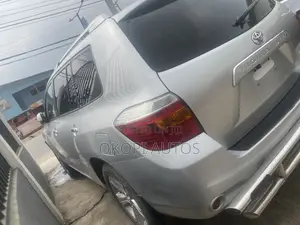 Toyota Highlander 2009 Silver