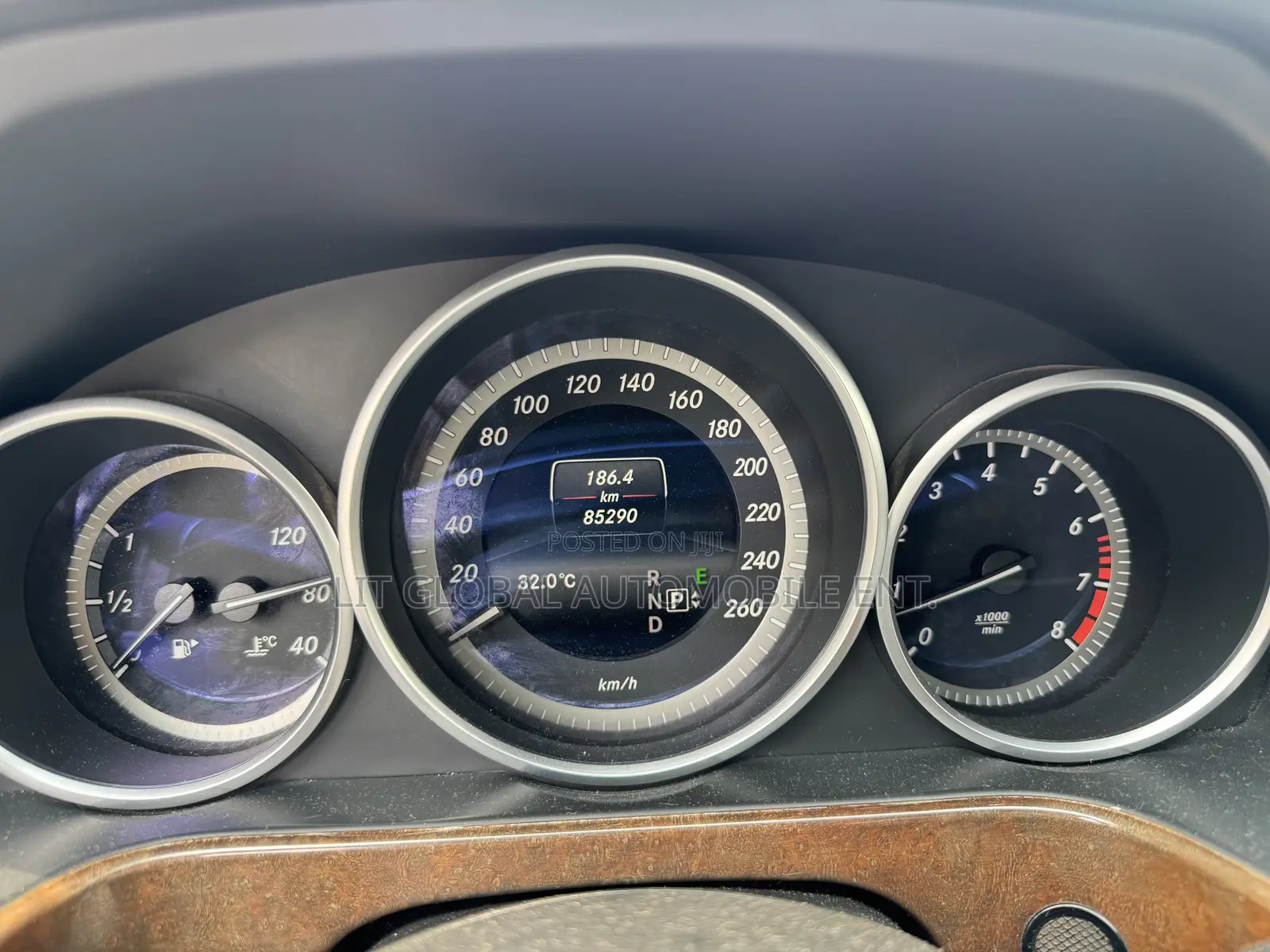 Mercedes-Benz E200 2014 Black