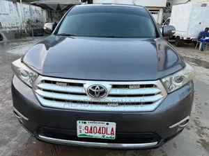 Toyota Highlander Limited 2009 Gray