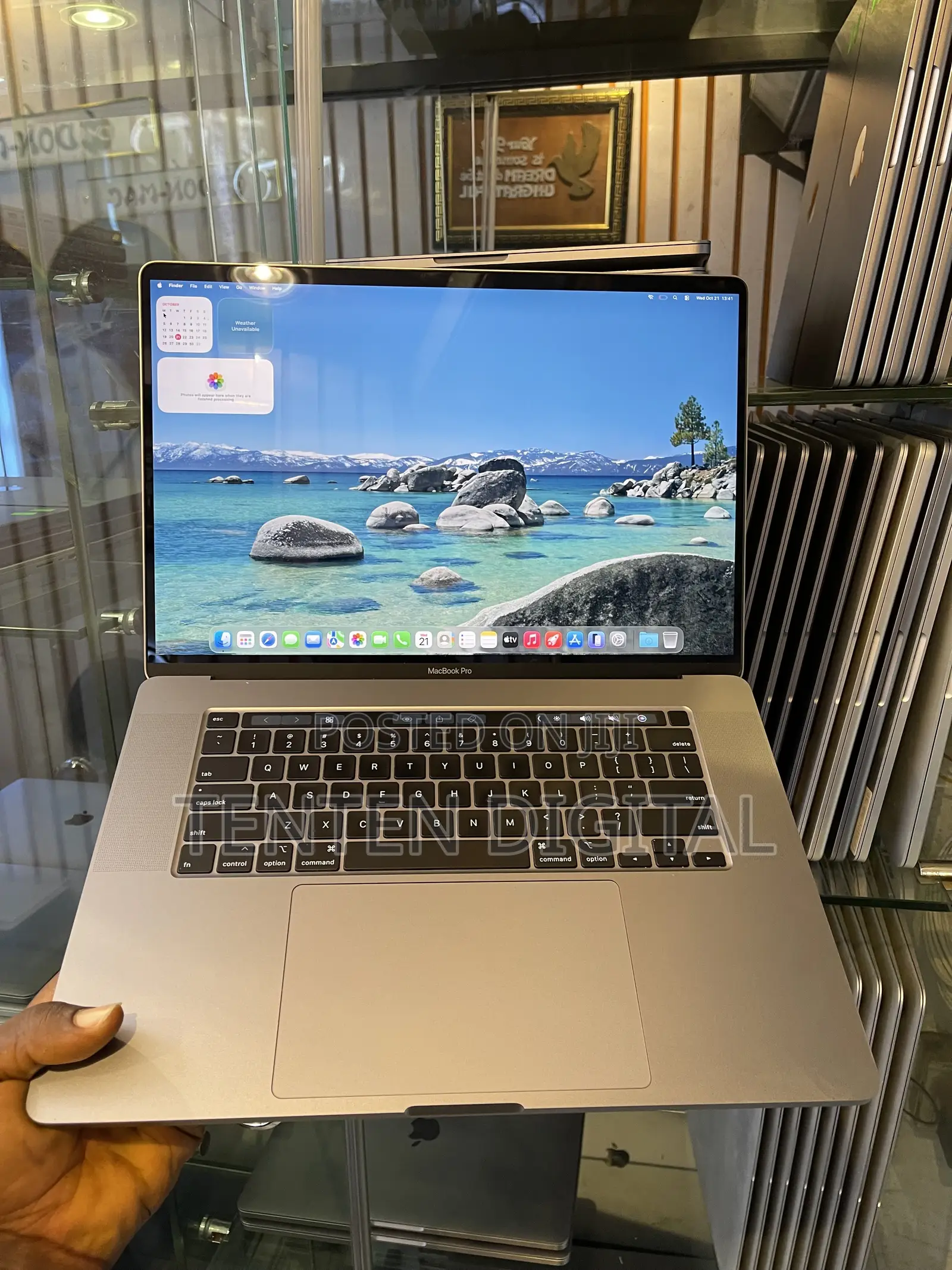 Laptop Apple MacBook 2019 64GB Intel Core i9 SSD 1T