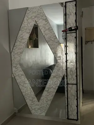 Mirror Bar