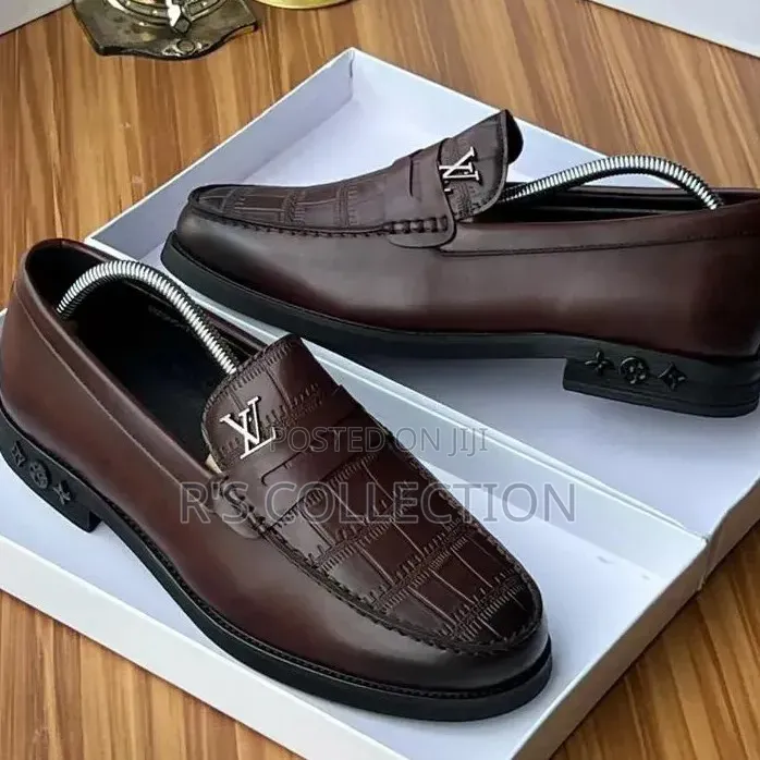 High Quality Men's Louis Vuitton Corporate Shoes