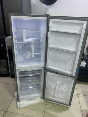 Skyrun 170L Bottom Freezer Fridge for Residential Use