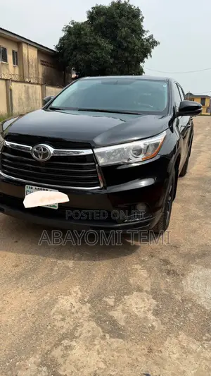 Toyota Highlander 2016 Black