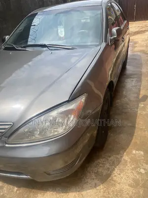 Toyota Camry SE 4dr Sedan (2.4L 4cyl 4A) 2004 Gray
