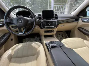 Mercedes-Benz GLE-Class 2016 Blue