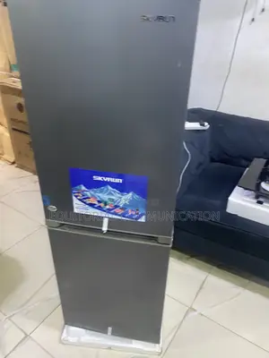 Skyrun BCD-170K 170L Compact Kitchen Fridge