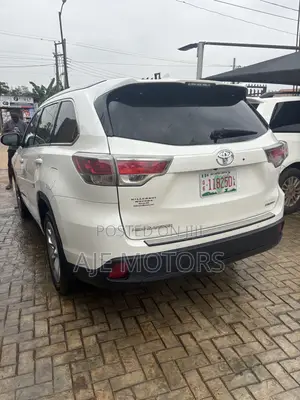 Toyota Highlander 2015 White