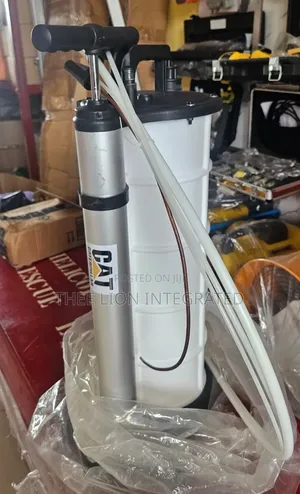 Manual Engine Oil Changer & Fluid Extractor Pump (CAT Branded)