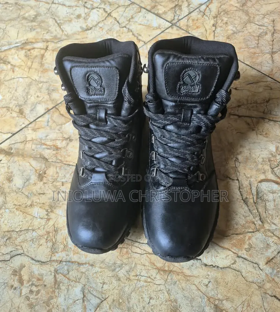 Strong Black Gelert Boots - Stylish and Multi Purpose