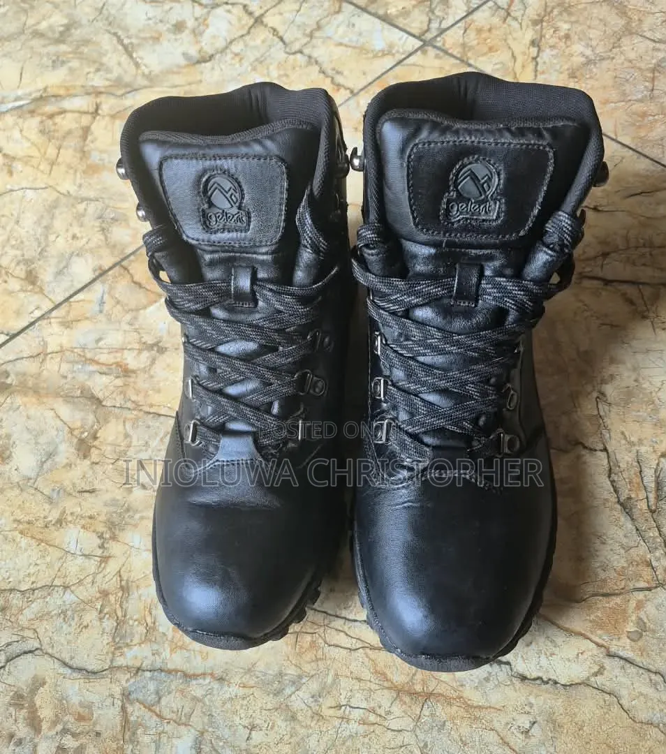 Strong Black Gelert Boots - Stylish and Multi Purpose