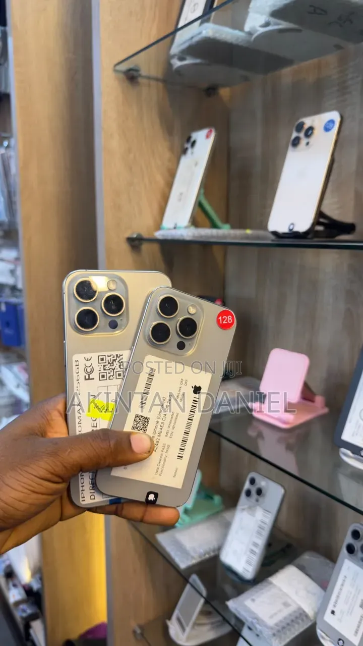 New Apple iPhone 15 Pro Max 256 GB Gray