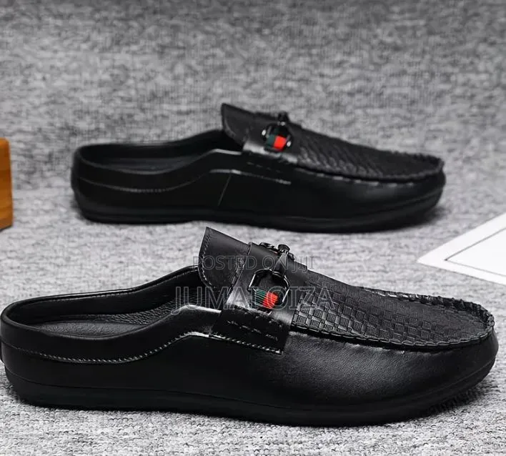 Cooperate Foot Wear