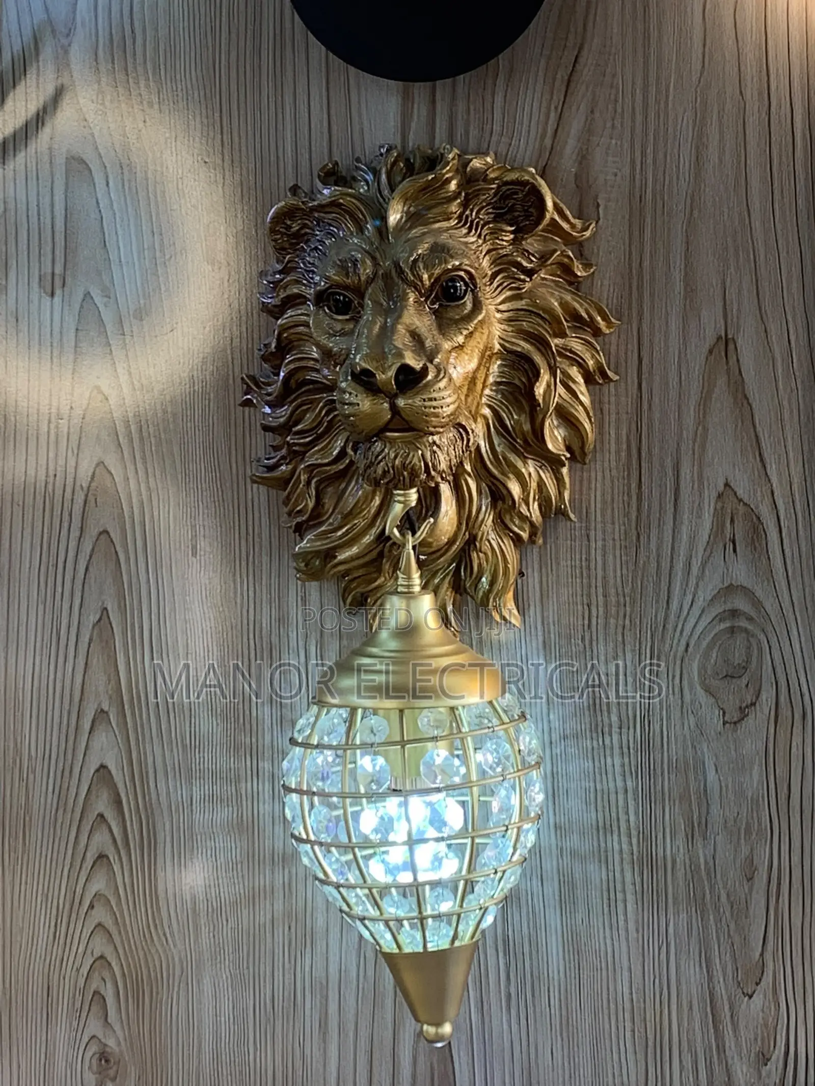 Lion Wall Lamp Available