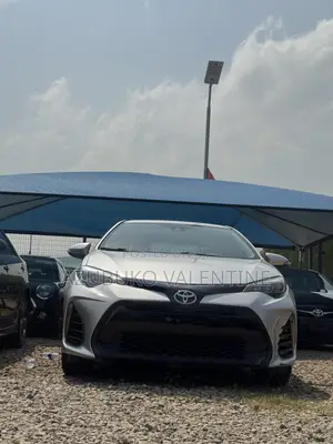 Toyota Corolla SE 4dr Sedan (1.8L 4cyl CVT) 2017 Silver