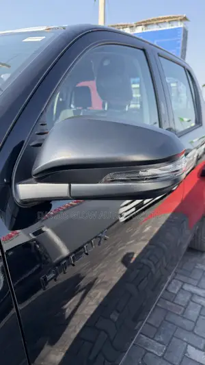 Toyota Hilux Active (Hybrid) 2026 Black