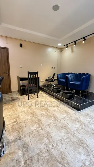 Salon Space