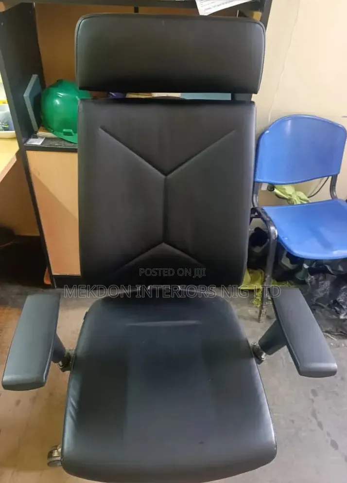 Head Rest Office Chair
