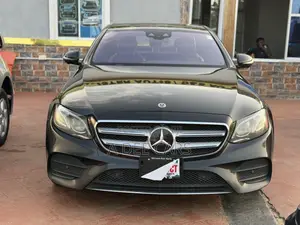 Mercedes-Benz E400 2018 Black