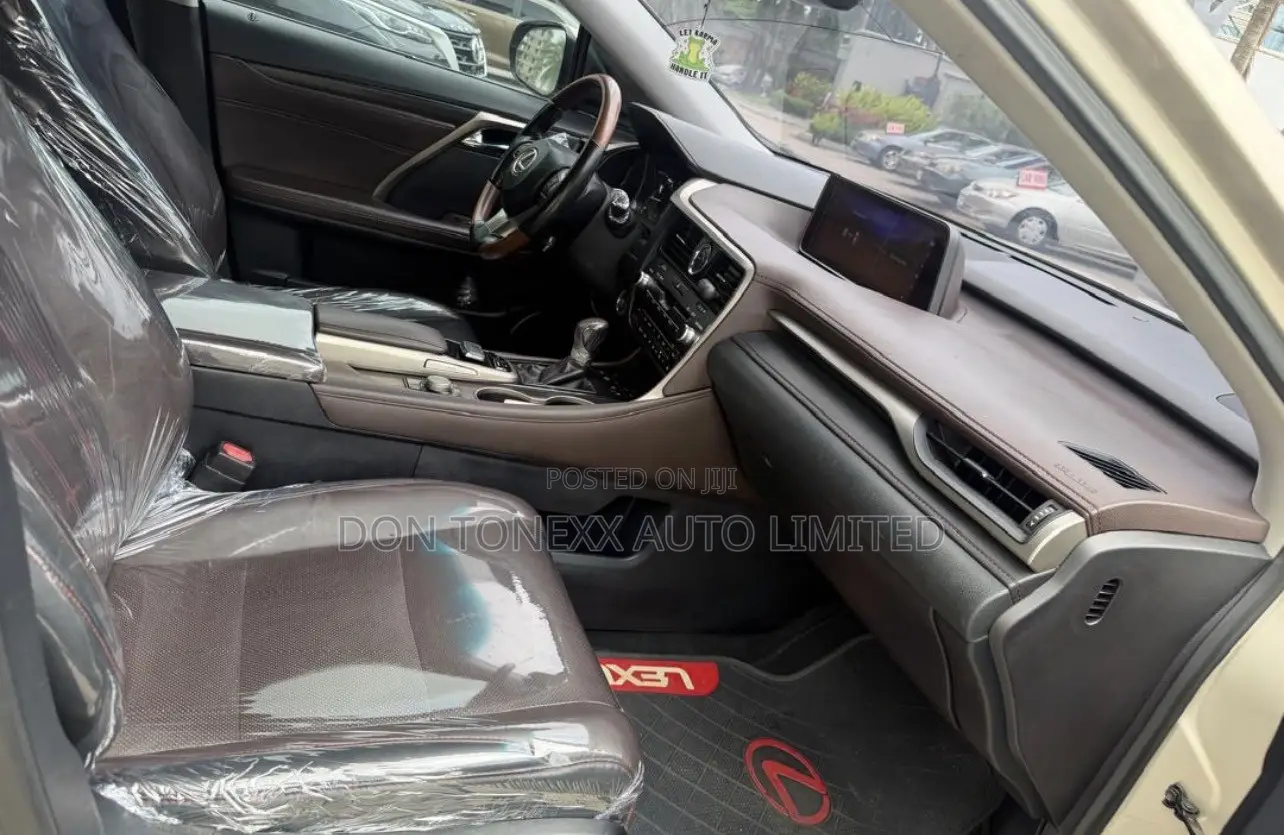 Lexus RX 350 AWD 2017 Gold