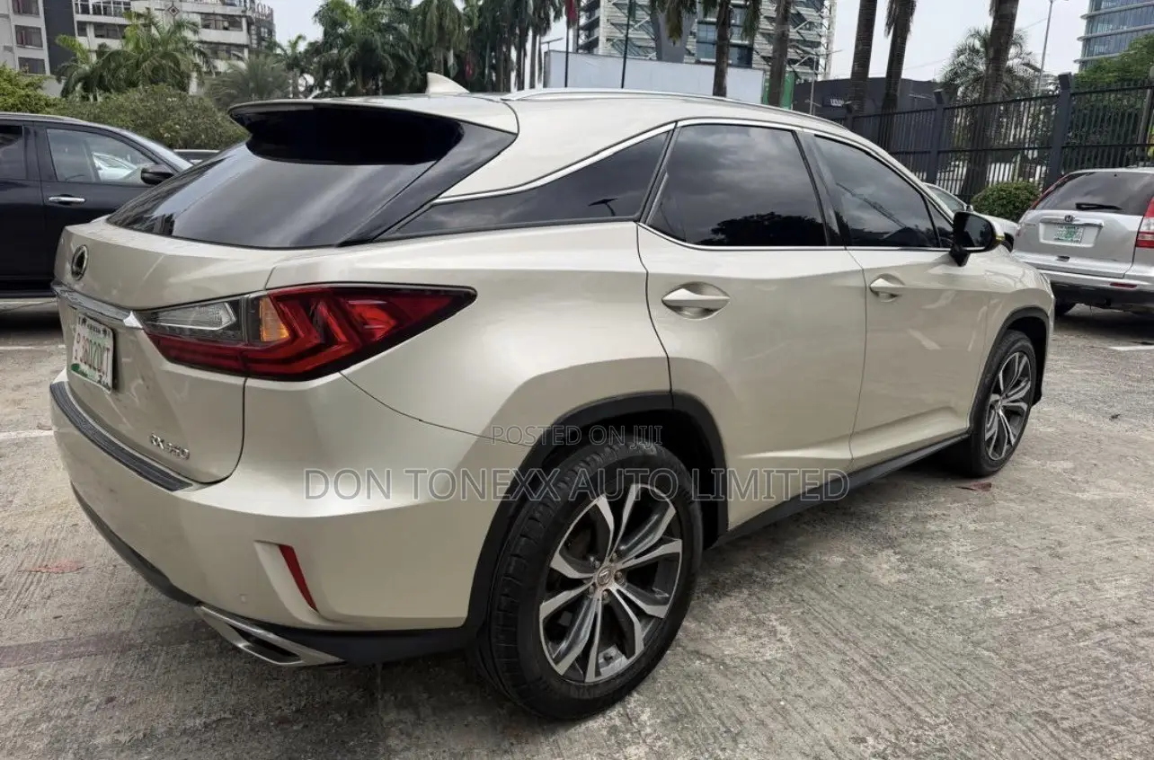 Lexus RX 350 AWD 2017 Gold