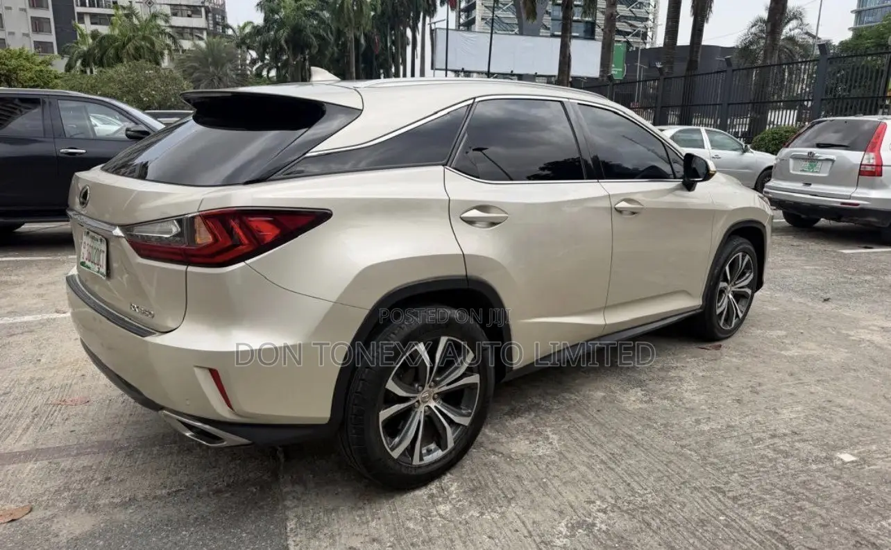 Lexus RX 350 AWD 2017 Gold