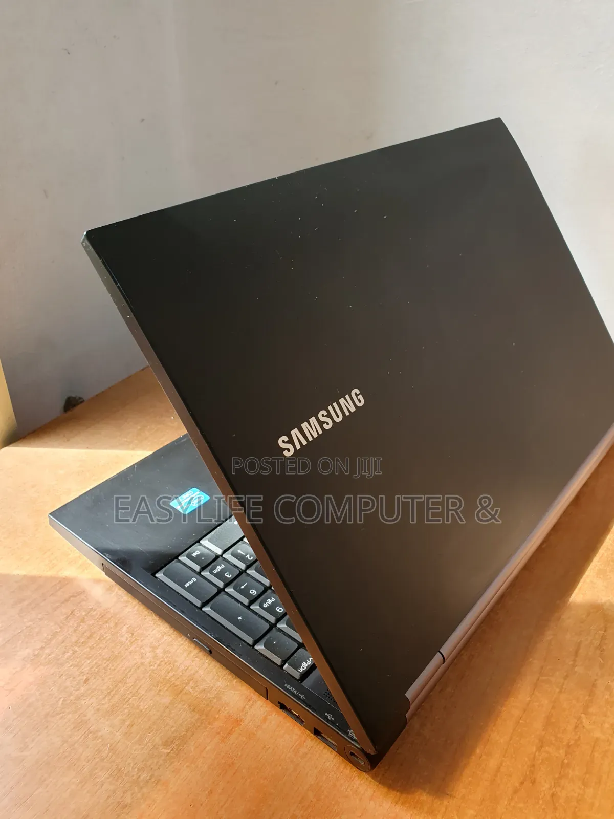 Laptop Samsung 4GB Intel Core i5 HDD 320GB