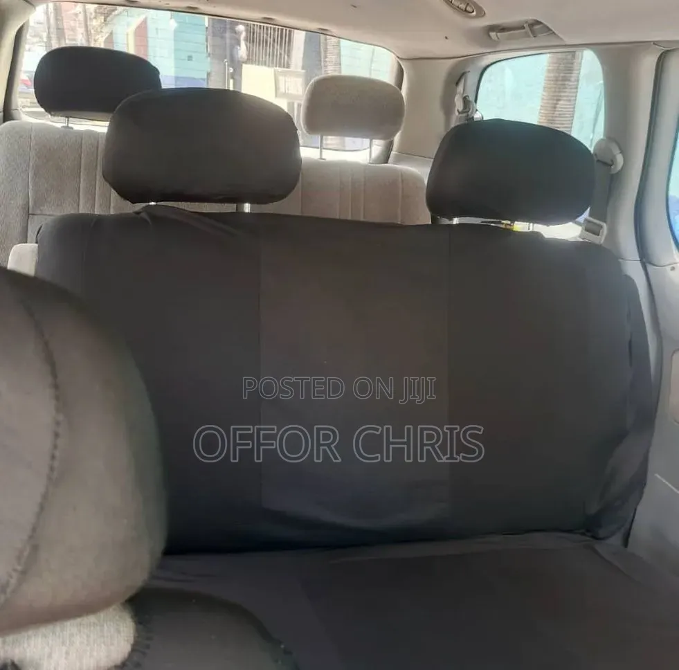 Toyota Sienna 2002 Silver
