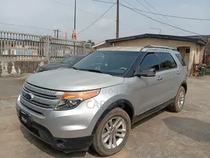 Ford Explorer XLT 4dr 4x4 (3.5L 6cyl 6A) 2011 Silver