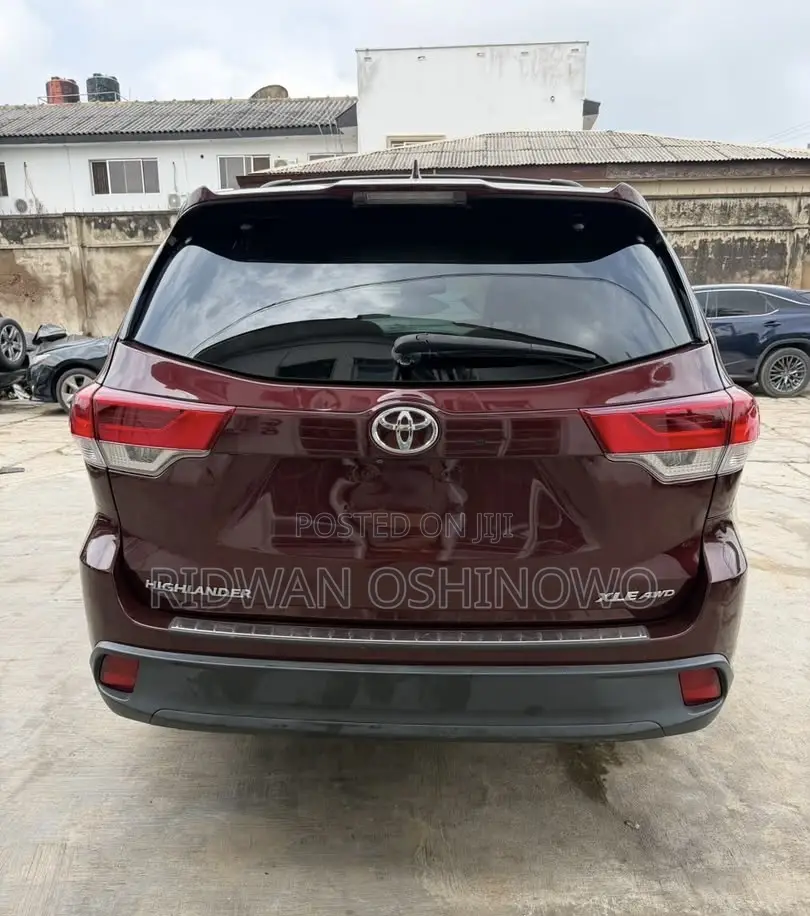 Toyota Highlander 2016 Red