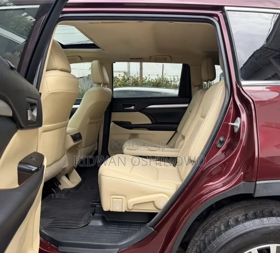 Toyota Highlander 2016 Red