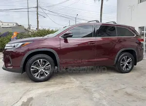 Toyota Highlander 2016 Red
