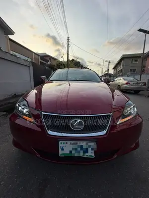 Lexus IS 250 2008 Red