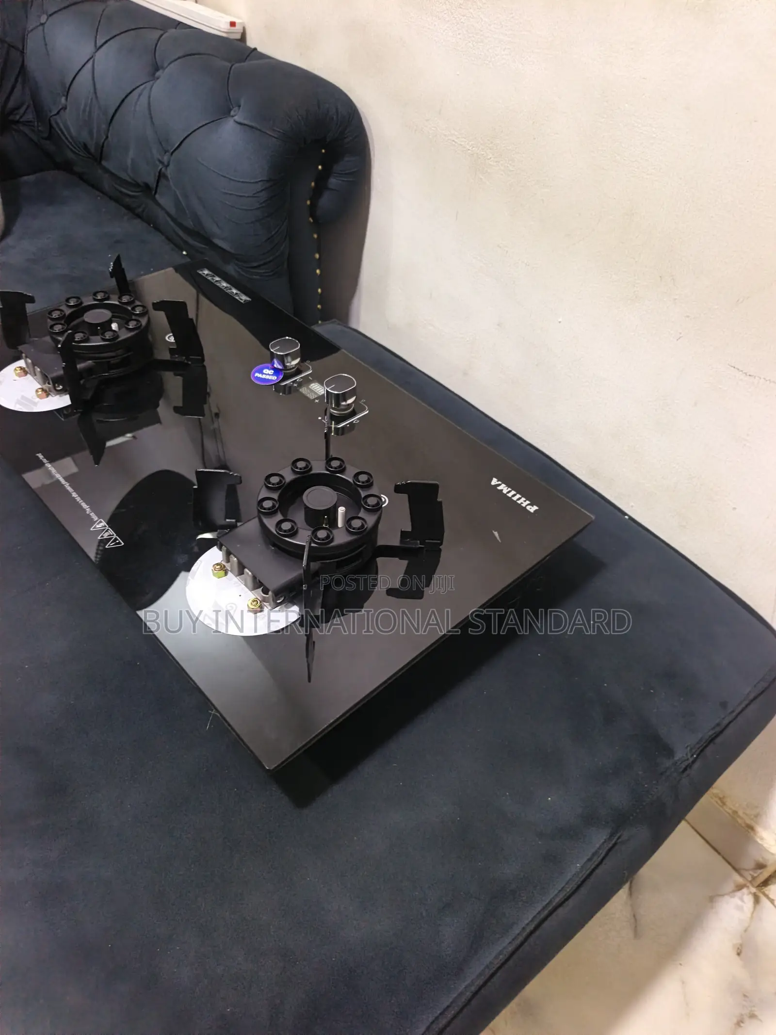 PHIMA Flipable Gas Cooker for a Practical Cooking Corner