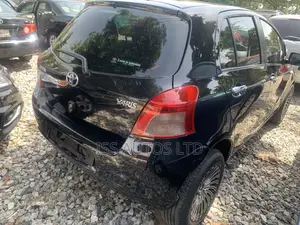Toyota Yaris 2008 Black