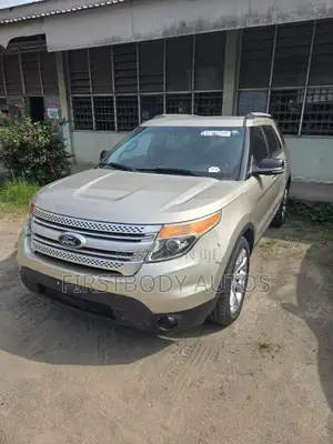 Ford Explorer 2011 Silver