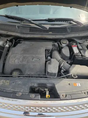Ford Explorer 2011 Silver